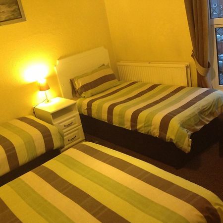 Albany Guest House クリーソープス エクステリア 写真